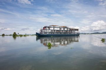 Luxury Vietnam to Cambodia Cruise Tour