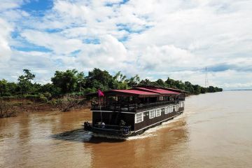 Wat Phou Cruise Downstream 3 Days / 2 Nights