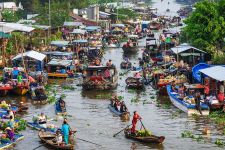 Noche a bordo del barco Song Xanh en el Mekong