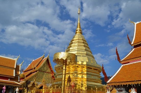 Splashing Songkran 4 Days / 3 Nights