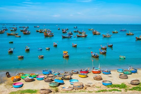 Vietnam Tour From Highland To Sea 9 Days / 8 Nights