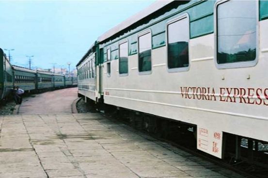 Vietnam By Train, 10 Days 9 Nights