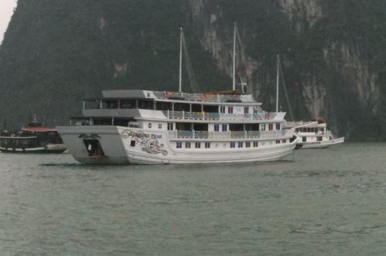 Overnight Boat Cruise on Halong Bay 2 Days / 1 Night