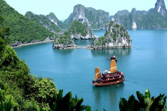 Essence of Vietnam, North to South 8 Days / 7 Nights